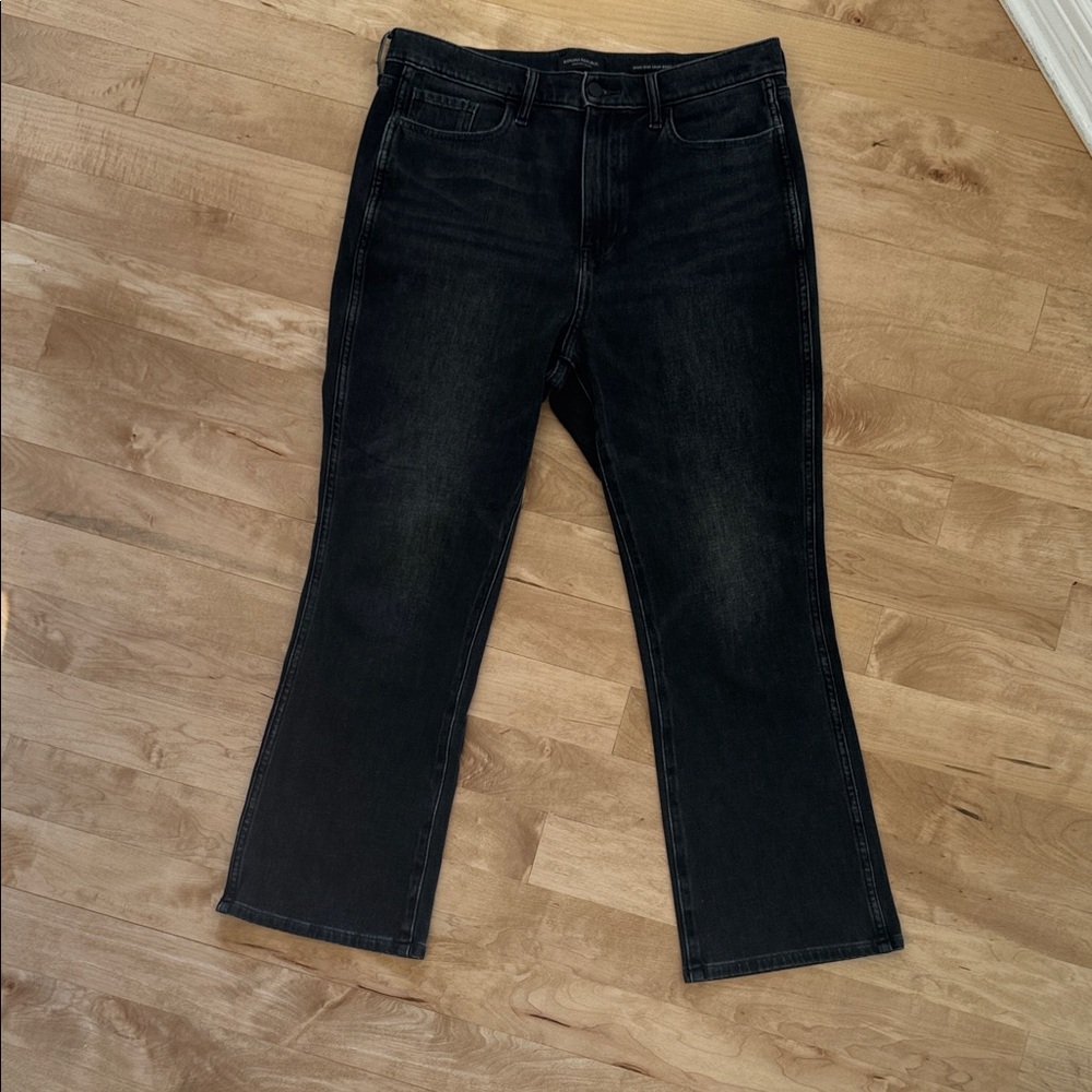Banana Republic High Rise Crop Boot Jeans - Size 31 (Size 12)‎ - Black Denim
